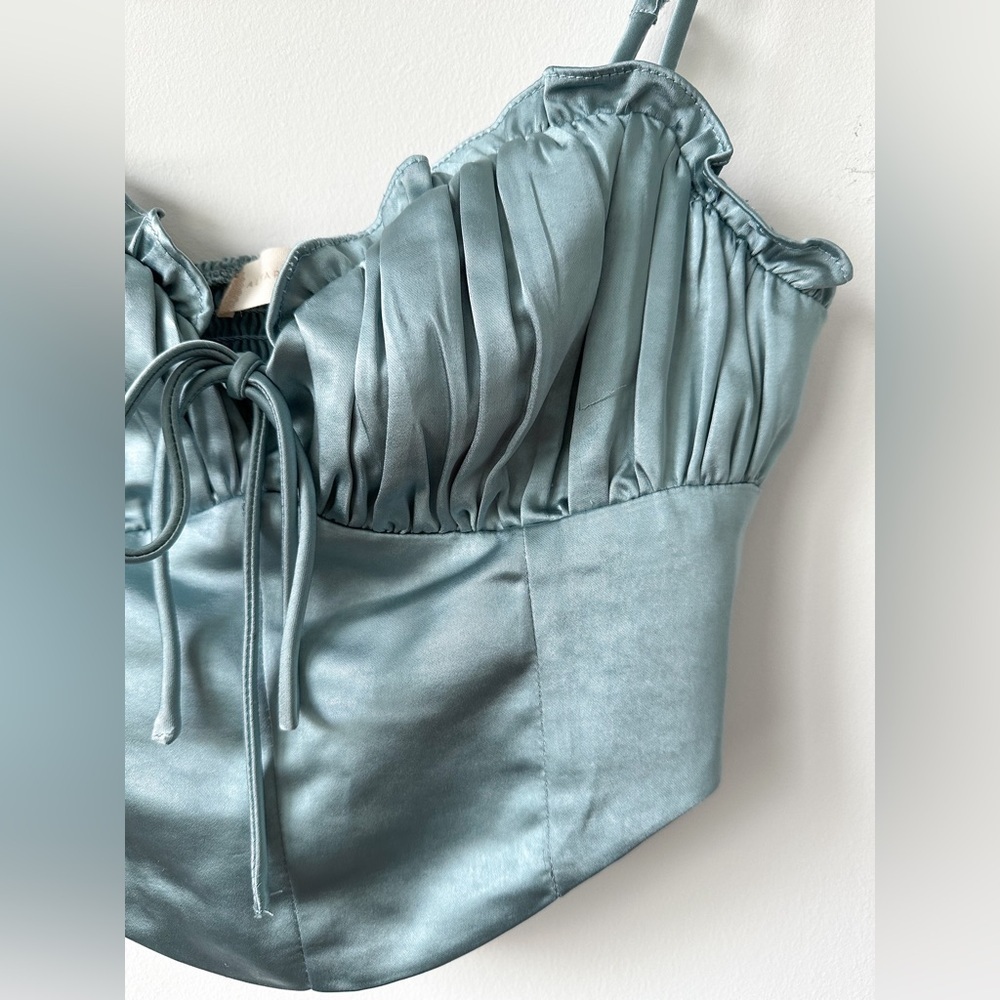 Altar’d State Satin Tie Corset Crop Sweetheart Ruffle Top Blue Small - Picture 3 of 9